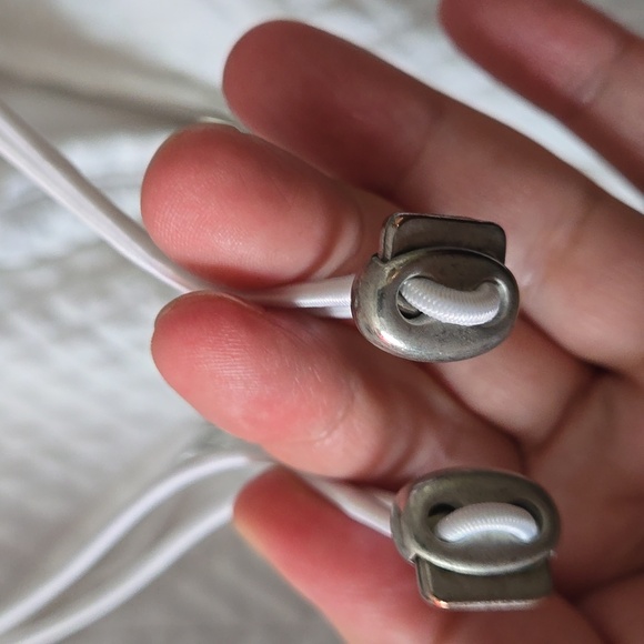 White quilted jacket. Women's size L - Picture 4 of 14